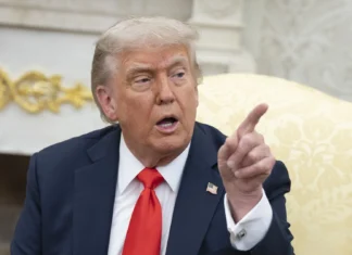 Trump’tan Şirketlere Çeyrek Raporlarını Kaldırma Önerisi